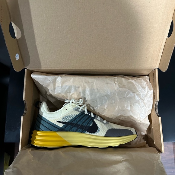 Nike Lunar Roam - Picture 6 of 9